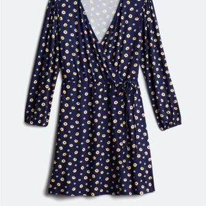 Nine Britton Navy Floral Long Sleeve Dress